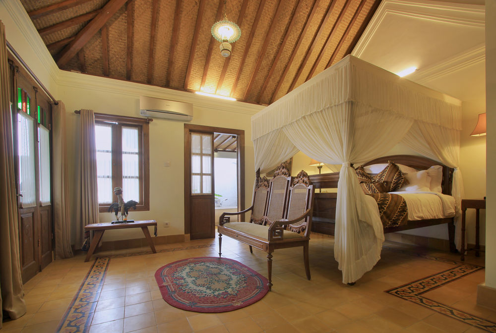 Syailendra Villa
