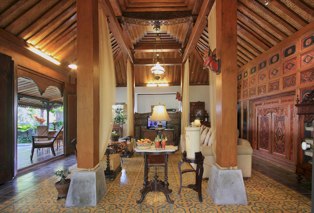 Syailendra Villa *